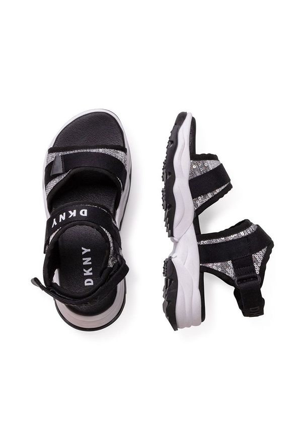DKNY - Dkny sandały dziecięce kolor szary. Zapięcie: rzepy. Kolor: szary. Materiał: guma. Obcas: na platformie