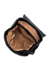 Wittchen - Damski plecak z ekoskóry pikowanej w trójkąty. Kolor: czarny. Materiał: skóra ekologiczna. Wzór: haft, gładki. Styl: elegancki #2