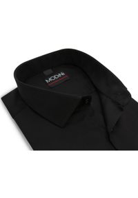 Czarna koszula męska z krótkim rękawem Modini YK15. Kolor: czarny. Materiał: poliester, bawełna, tkanina. Długość rękawa: krótki rękaw. Długość: krótkie. Wzór: gładki. Styl: klasyczny #1