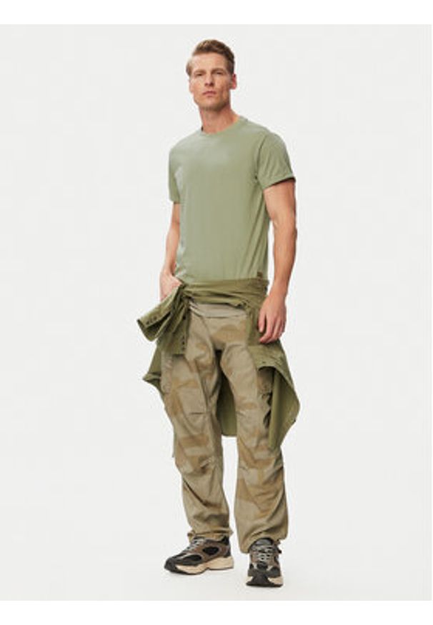 G-Star RAW - G-Star Raw T-Shirt Lash D16396-B353 Szary Regular Fit. Kolor: szary. Materiał: bawełna