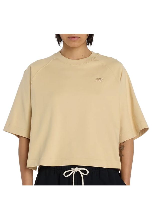 Koszulka damska New Balance WT6147DDABC - żółta. Kolor: żółty. Materiał: bawełna. Długość rękawa: krótki rękaw. Długość: krótkie