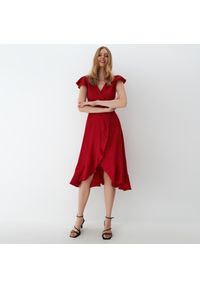 Mohito - Muślinowa sukienka midi - Czerwony. Kolor: czerwony. Długość: midi