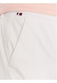 TOMMY HILFIGER - Tommy Hilfiger Chinosy Denton MW0MW25964 Biały Straight Fit. Kolor: biały. Materiał: bawełna