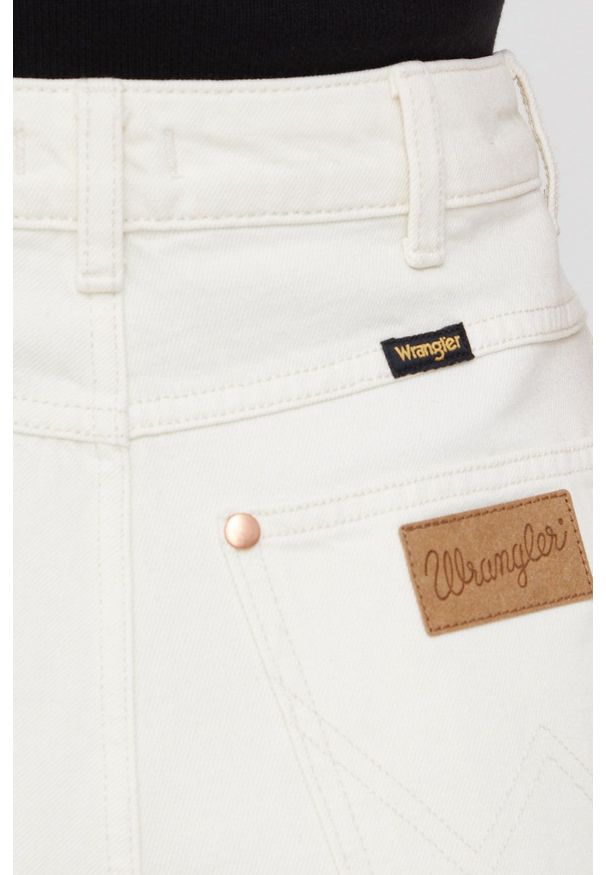 Wrangler jeansy damskie high waist. Stan: podwyższony. Kolor: beżowy