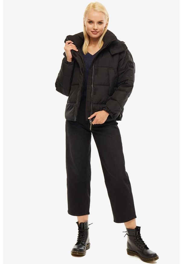 Lee - LEE PUFFER JACKET DAMSKA KURTKA ZIMOWA CIEPŁA BLACK L56VUM01 112113123. Sezon: zima