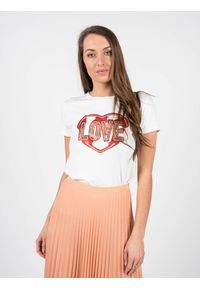 Patrizia Pepe T-Shirt | DM0005 A3FC | Kobieta | Biały. Okazja: na co dzień. Kolor: biały. Materiał: elastan, wiskoza. Długość rękawa: krótki rękaw. Długość: krótkie. Wzór: nadruk, aplikacja. Styl: casual #4