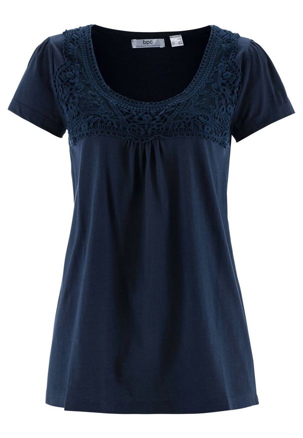 Shirt bawełniany z koronką i krótkim rękawem bonprix ciemnoniebieski. Kolor: niebieski. Materiał: bawełna, koronka. Długość rękawa: krótki rękaw. Długość: krótkie. Wzór: koronka