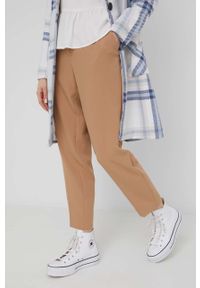 only - Only spodnie damskie kolor beżowy fason cygaretki medium waist. Kolor: beżowy. Materiał: materiał #3