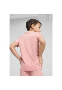 Puma - Dziecięca koszulka ESS z logo No. 1 PUMA Pink Fruit. Kolor: różowy. Materiał: guma. Wzór: nadruk
