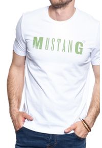 Mustang - MUSTANG T SHIRT LOGO TEE GENERAL WHITE 1008223 2045. Wzór: nadruk #6