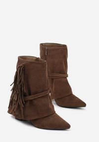 Born2be - Brązowe Botki w Stylu Boho z Wywiniętą Cholewką i Frędzlami Harile. Okazja: na co dzień. Kolor: brązowy. Materiał: jeans. Szerokość cholewki: normalna. Wzór: haft. Styl: boho #5