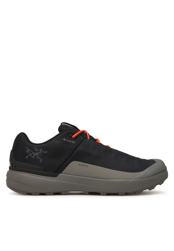Trekkingi Arc'teryx. Kolor: czarny. Technologia: Gore-Tex. Sport: turystyka piesza