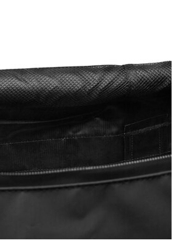 Quiksilver Torba podróżna QUIC-P-009-07 Czarny. Kolor: czarny. Materiał: materiał