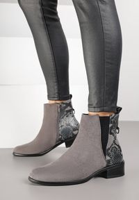 Renee - Szare Botki w Stylu Sztybletów z Metaliczną Aplikacją Verinette. Okazja: na co dzień. Zapięcie: zamek. Kolor: szary. Materiał: jeans. Wzór: aplikacja. Obcas: na słupku. Styl: wizytowy, casual, elegancki #7