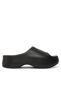 Inuikii Klapki Clog 70103-420 Czarny. Kolor: czarny. Materiał: skóra