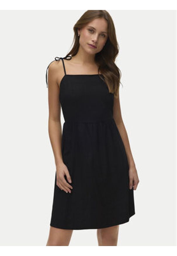 Vero Moda Sukienka letnia Mymilo 10340527 Czarny Regular Fit. Kolor: czarny. Materiał: len, wiskoza. Sezon: lato