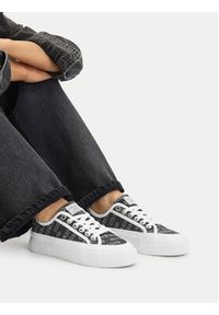 Guess Jeans Tenisówki CWBEO-GJ13456 Czarny. Kolor: czarny. Materiał: materiał #7