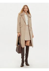 Guess Płaszcz zimowy Nancy W4BL32 WGJG2 Beżowy Regular Fit. Kolor: beżowy. Materiał: syntetyk. Sezon: zima