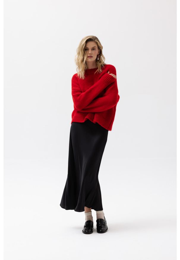 SATYNOWA SPÓDNICA JULITA CZARNA XL - Flawless. Okazja: na co dzień. Kolor: czarny. Materiał: satyna. Sezon: zima, jesień. Styl: casual, elegancki