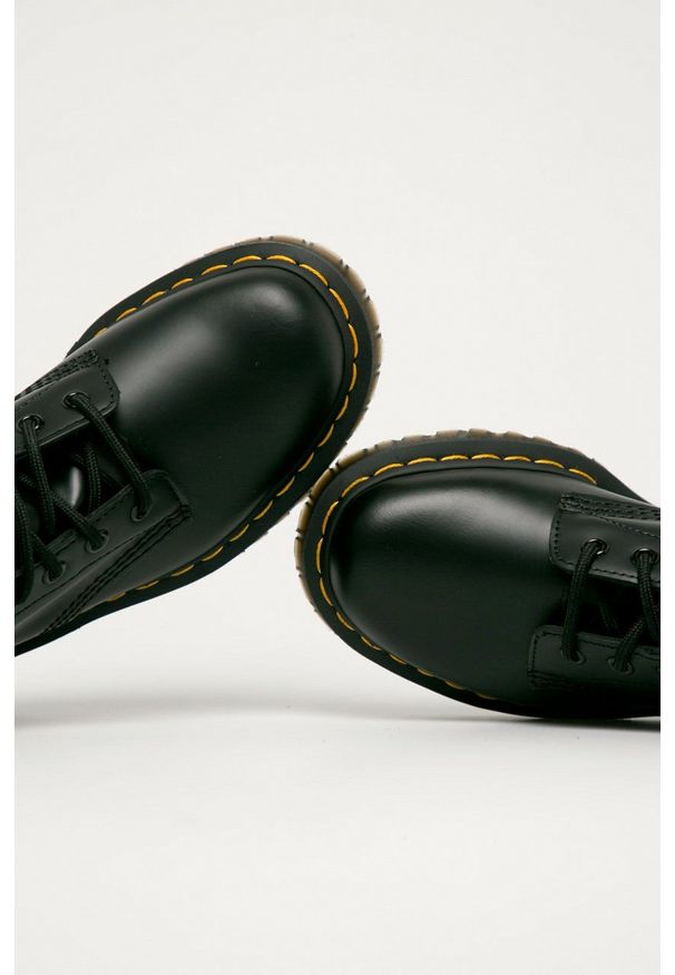 Dr. Martens - Workery skórzane 101. Nosek buta: okrągły. Zapięcie: sznurówki. Kolor: czarny. Materiał: skóra