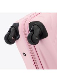 Wittchen - Średnia walizka z ABS-u z geometrycznym tłoczeniem jasny różowa. Kolor: różowy. Materiał: poliester. Wzór: geometria #6