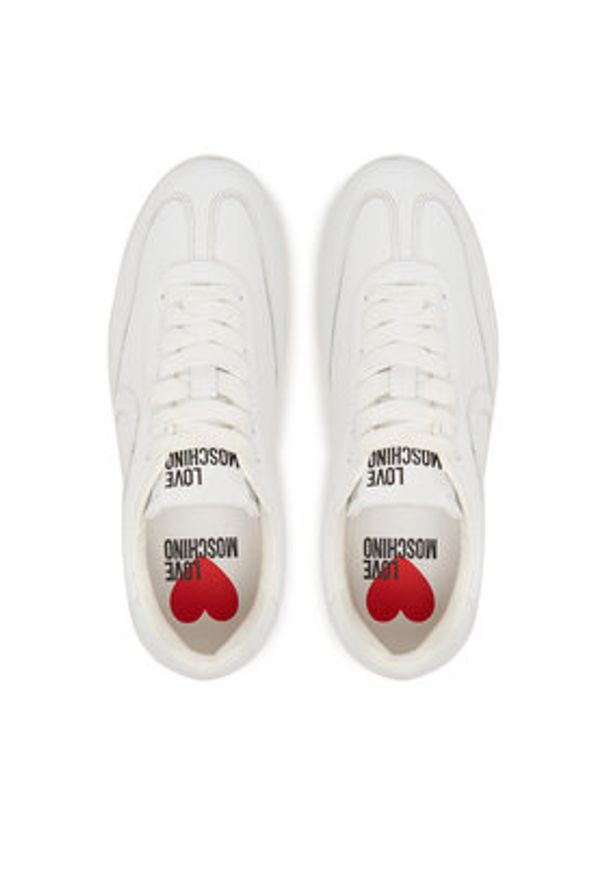 Love Moschino - LOVE MOSCHINO Sneakersy JA15112G1NIA010041 Biały. Kolor: biały. Materiał: skóra