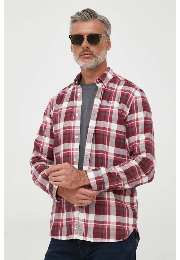 Pepe Jeans koszula bawełniana Cressing męska kolor bordowy regular z kołnierzykiem button-down. Typ kołnierza: button down. Kolor: czerwony. Materiał: bawełna. Długość rękawa: długi rękaw. Długość: długie