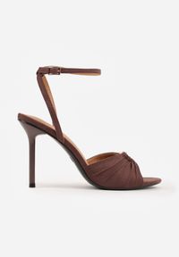Renee - Brązowe Sandały VICES na Szpilce Zdobione Marszczeniem i Aplikacją Synalirea. Zapięcie: pasek. Kolor: brązowy. Wzór: aplikacja. Obcas: na szpilce. Styl: klasyczny, elegancki #7