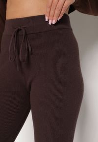 Born2be - Brązowe Spodnie Dzwony z Dzianiny z Wiskozą Zetiva. Kolor: brązowy. Materiał: dzianina, wiskoza #6