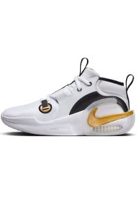 Buty Nike Air Zoom Crossover 2 FB2689-100 białe. Okazja: na co dzień. Wysokość cholewki: za kostkę. Kolor: biały. Materiał: guma, materiał, syntetyk. Szerokość cholewki: normalna. Model: Nike Zoom #1