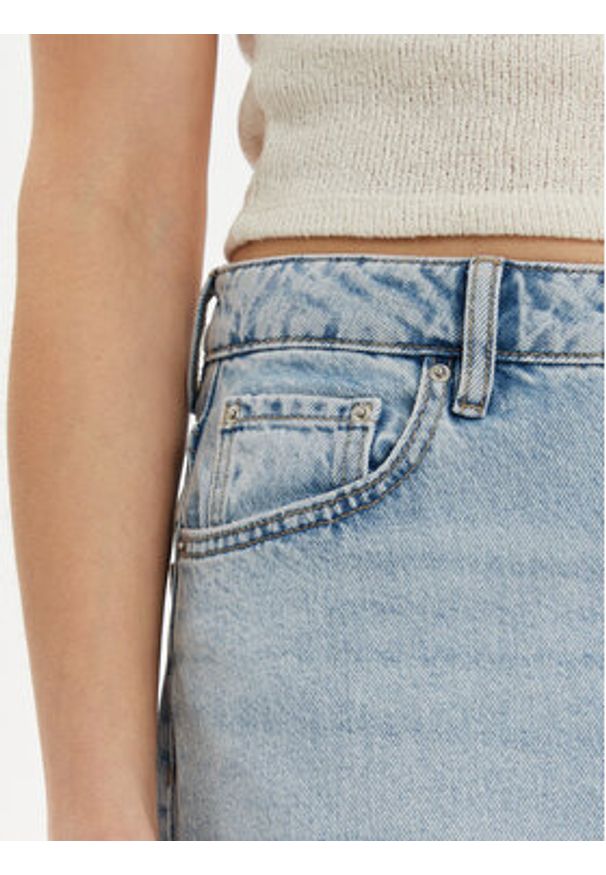 Gina Tricot Spódnica jeansowa 21426 Niebieski Regular Fit. Kolor: niebieski. Materiał: bawełna