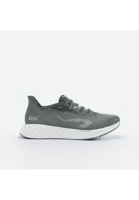 KIPRUN - Buty do biegania męskie Kiprun KS900 Light. Kolor: zielony, biały, wielokolorowy, niebieski. Materiał: materiał. Szerokość cholewki: normalna. Wzór: geometria. Sport: fitness