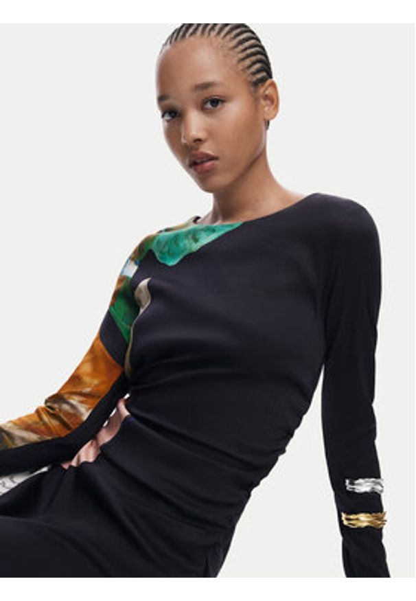 Desigual Sukienka codzienna Fiona 25WWVW08 Czarny Slim Fit. Okazja: na co dzień. Kolor: czarny. Materiał: wiskoza. Typ sukienki: proste. Styl: casual