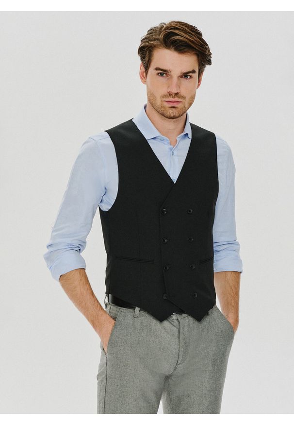 Pako Lorente - PAKO LORENTE – Czarna dwurzędowa kamizelka męska. Okazja: na ślub cywilny, na wesele. Kolor: czarny. Styl: elegancki, młodzieżowy