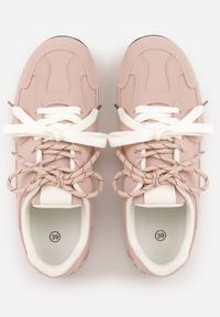 Renee - Różowe Sneakersy z Podwójnym Sznurowaniem i Geometrycznymi Wstawkami Adrearah. Okazja: na co dzień. Kolor: różowy. Wzór: geometria #9