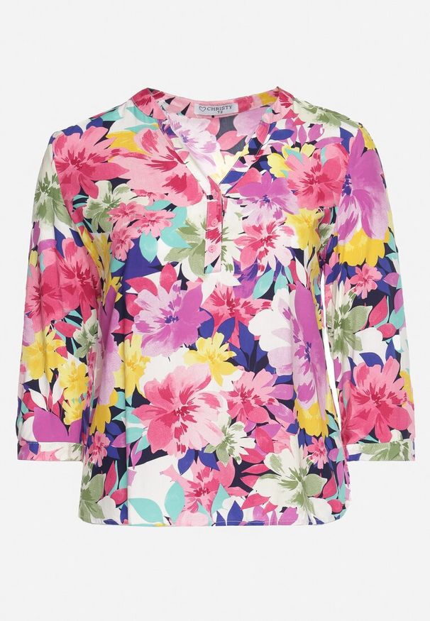 Born2be - Różowa Bluzka z Wiskozy w Kolorowe Kwiaty z Zapinanym Dekoltem Nexia. Kolor: różowy. Materiał: wiskoza. Wzór: kolorowy, kwiaty