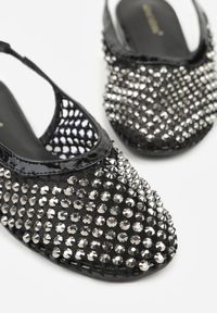 Born2be - Czarne Lakierowane Sandały Ozdobione Cyrkoniami Caiwenys. Okazja: na co dzień. Kolor: czarny. Materiał: lakier. Wzór: aplikacja. Sezon: lato. Styl: casual #7