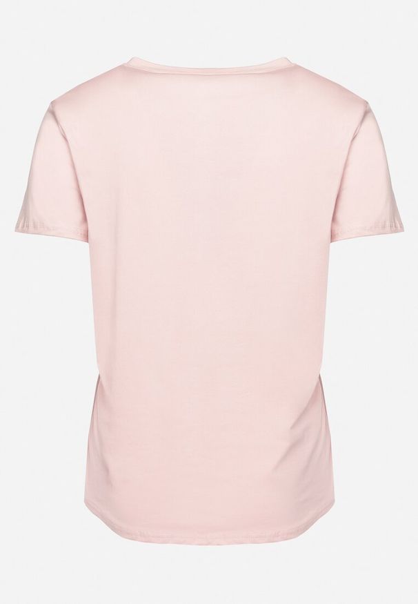 Born2be - Różowy Bawełniany T-shirt z Krótkim Rękawem z Przodu Ozdobiony Guzikami i Cyrkoniami Silliana. Okazja: na co dzień, na spacer. Kolor: różowy. Materiał: bawełna. Długość rękawa: krótki rękaw. Długość: krótkie. Wzór: aplikacja. Styl: elegancki, casual
