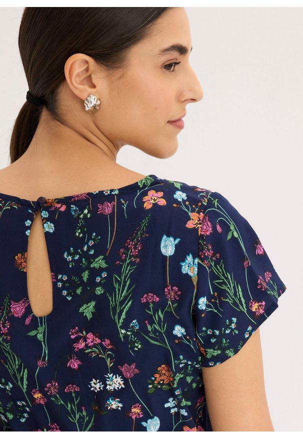 bonprix - Bluzka koszulowa. Kolor: niebieski. Długość rękawa: krótki rękaw. Długość: krótkie