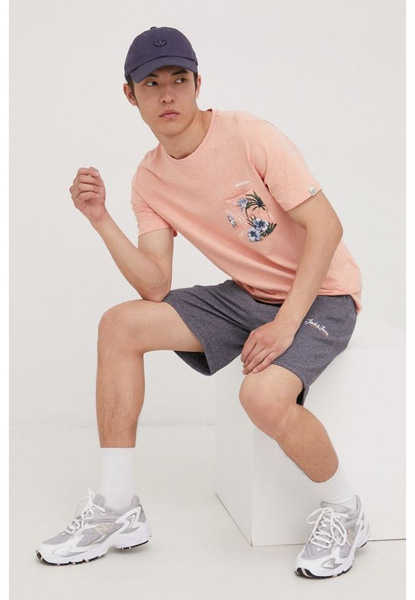 Jack & Jones t-shirt bawełniany kolor różowy z nadrukiem. Kolor: różowy. Materiał: bawełna. Wzór: nadruk