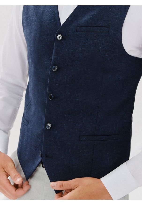 Pako Lorente - PAKO LORENTE – Jednorzędowa kamizelka męska w kolorze granatowym. Kolor: niebieski. Materiał: elastan, poliamid, len, bawełna, wełna