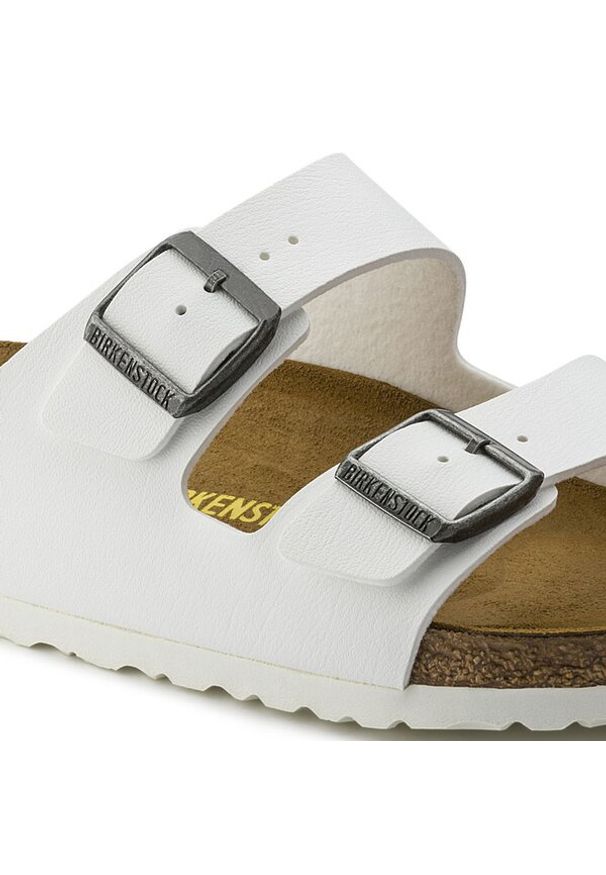Birkenstock - Klapki damskie BIRKENSTOCK ARIZONA. Okazja: na co dzień, do pracy, na spacer. Kolor: biały. Styl: casual