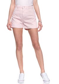 Wrangler - DAMSKIE SPODENKI WRANGLER RETRO BOY SHORT PRETTY PINK W244DM14C. Stan: podwyższony. Kolor: różowy. Styl: retro #4