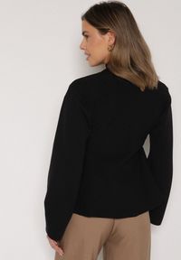 Born2be - Czarny Kardigan z Wiskozą i Wiązaniem w Pasie Tusvela. Okazja: na co dzień. Kolor: czarny. Materiał: wiskoza. Styl: casual #4