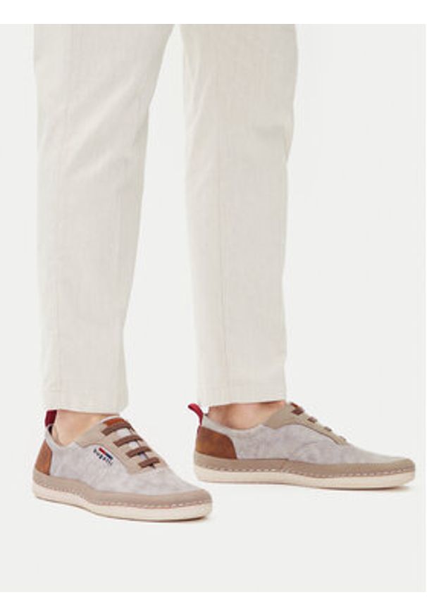 Bugatti Półbuty 341-AFF63-6900-5300 Beżowy. Kolor: beżowy. Materiał: skóra