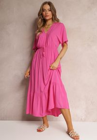Renee - Fuksjowa Wiskozowa Sukienka Maxi z Troczkiem z Frędzlami i Gumką w Pasie Tresis. Kolor: różowy. Materiał: wiskoza. Sezon: lato, wiosna. Długość: maxi #4
