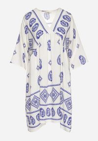 Born2be - Niebiesko-Biała Wiskozowa Sukienka ze Wzorem Boho Frisana. Okazja: na co dzień. Typ kołnierza: dekolt w kształcie V. Kolor: niebieski. Materiał: wiskoza. Styl: boho #7