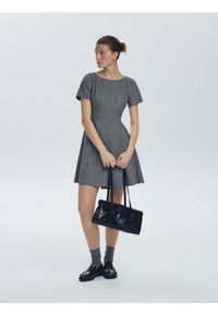 Reserved - Sukienka mini - szary. Kolor: szary. Materiał: wiskoza, tkanina. Długość: mini #1