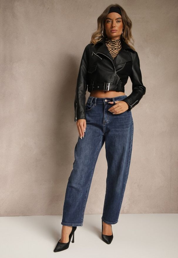 Renee - Niebieskie Bawełniane Jeansy Mom Fit z Wysokim Stanem Nelinela. Okazja: na co dzień. Stan: podwyższony. Kolor: niebieski. Styl: klasyczny, casual