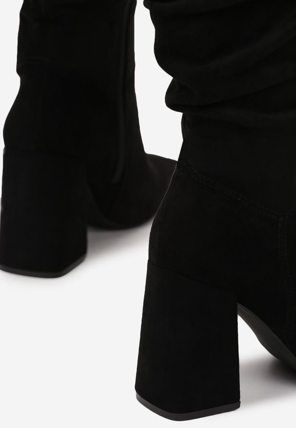 Born2be - Czarne Kozaki Keaxalim. Zapięcie: zamek. Kolor: czarny. Szerokość cholewki: normalna. Sezon: wiosna, jesień. Obcas: na słupku